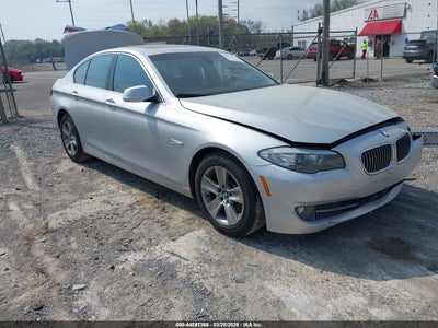 BMW 528I 2011