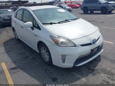 TOYOTA PRIUS PLUG-IN 2012