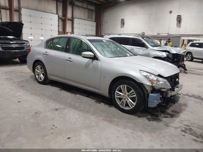 INFINITI Q40 2015