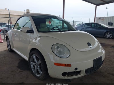 VOLKSWAGEN NEW BEETLE 2009