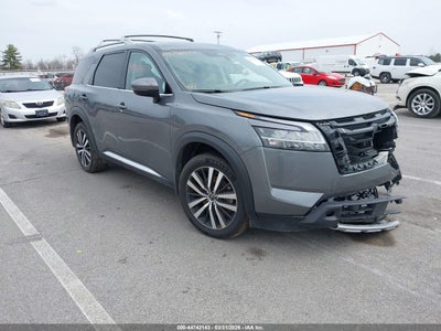 NISSAN PATHFINDER 2024