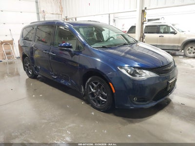 CHRYSLER PACIFICA 2018