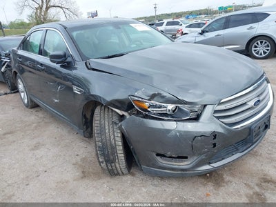 FORD TAURUS 2016