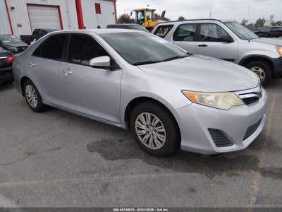 TOYOTA CAMRY 2014