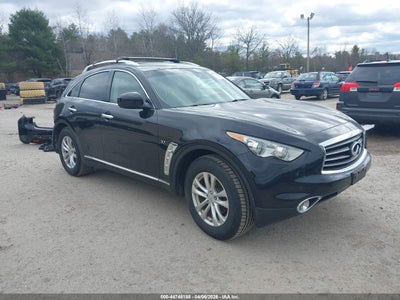 INFINITI QX70 2015