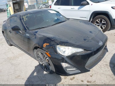 SCION FR-S 2015