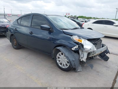 NISSAN VERSA 2017