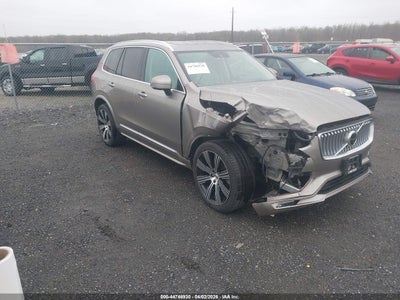VOLVO XC90 2022