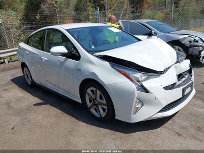 TOYOTA PRIUS 2017