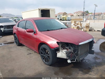 CHRYSLER 200 2013