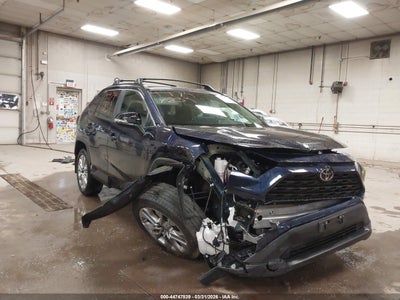 TOYOTA RAV4 2025