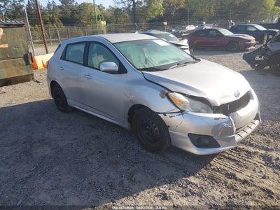 TOYOTA MATRIX 2010