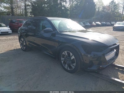 AUDI E-TRON 2023