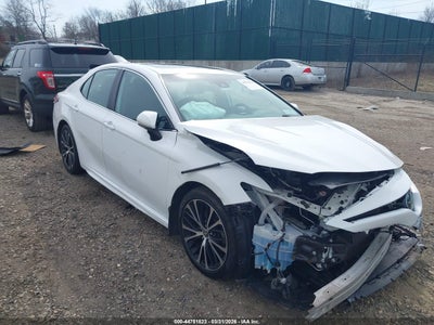 TOYOTA CAMRY 2020