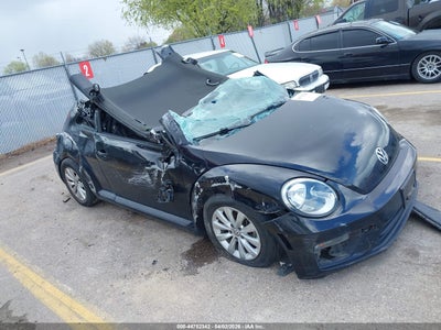 VOLKSWAGEN BEETLE 2017