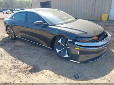 LUCID AIR 2025