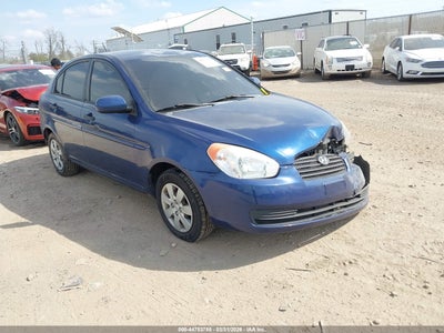 HYUNDAI ACCENT 2010