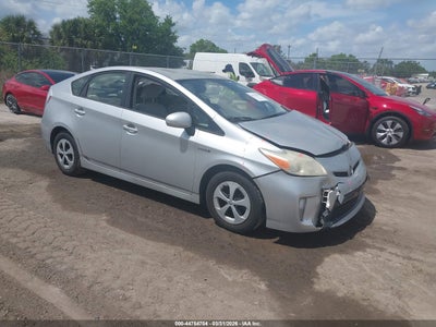 TOYOTA PRIUS 2014