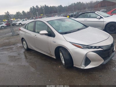 TOYOTA PRIUS PRIME 2021