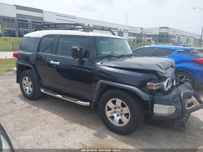 TOYOTA FJ CRUISER 2008