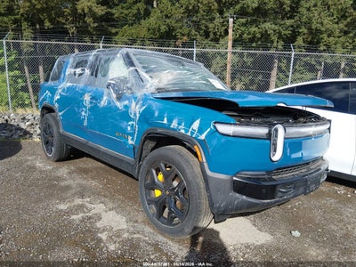 RIVIAN R1S 2026