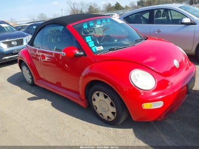 VOLKSWAGEN NEW BEETLE 2004