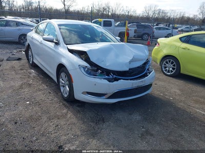 CHRYSLER 200 2015