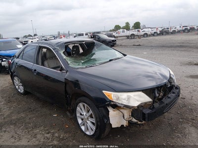 TOYOTA CAMRY 2014