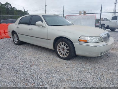 LINCOLN TOWN CAR 2007