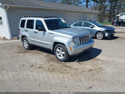 JEEP LIBERTY 2010