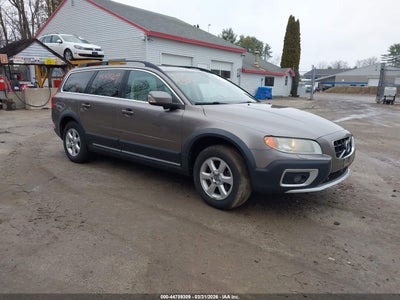 VOLVO XC70 2011