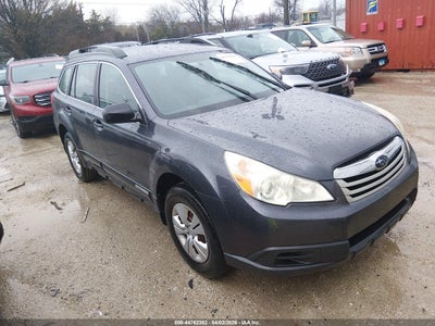SUBARU OUTBACK 2011