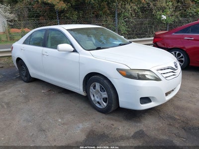 TOYOTA CAMRY 2011
