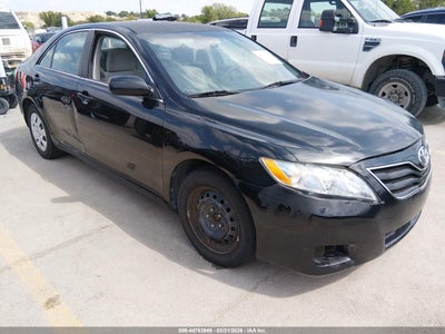 TOYOTA CAMRY 2011