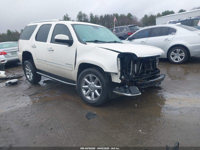 GMC YUKON 2011
