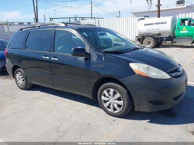 TOYOTA SIENNA 2009