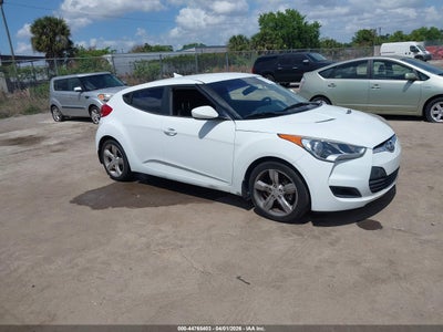 HYUNDAI VELOSTER 2015