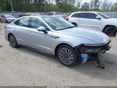HYUNDAI SONATA HYBRID 2024