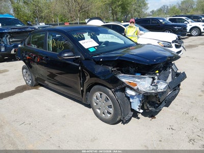 KIA RIO 2023
