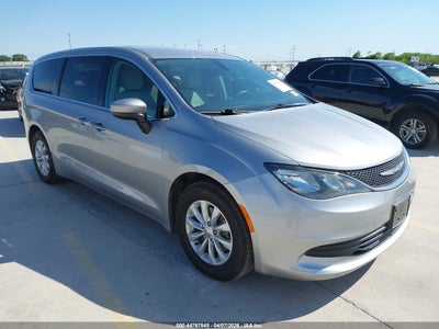 CHRYSLER PACIFICA 2017