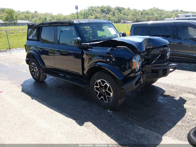 FORD BRONCO 2021