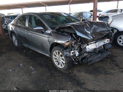 TOYOTA CAMRY 2024