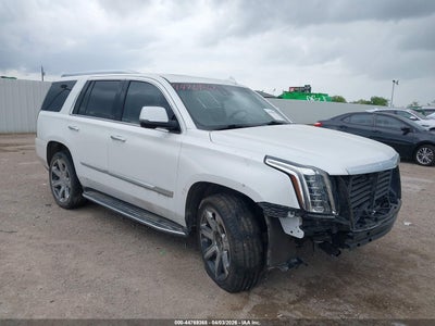 CADILLAC ESCALADE 2017