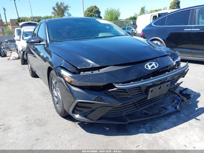 HYUNDAI ELANTRA HYBRID 2024