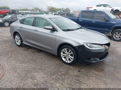 CHRYSLER 200 2015
