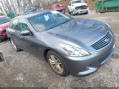INFINITI Q40 2015