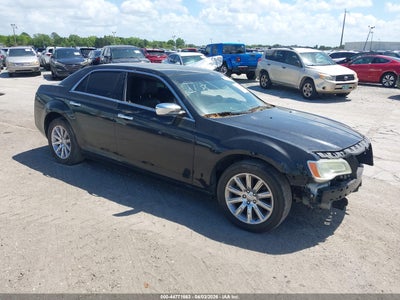 CHRYSLER 300 2012