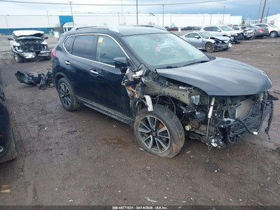 NISSAN ROGUE 2019