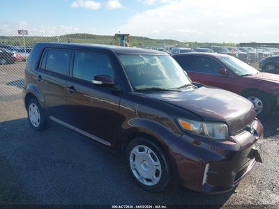 SCION XB 2013