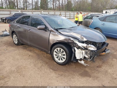 TOYOTA CAMRY 2016